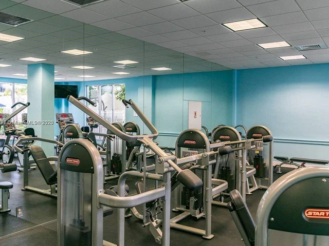 4001 S Ocean Dr # 10H, Hollywood FL 33019