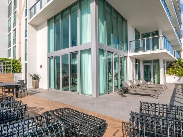 330 Sunny Isles Blvd # 502, Sunny Isles Beach FL 33160