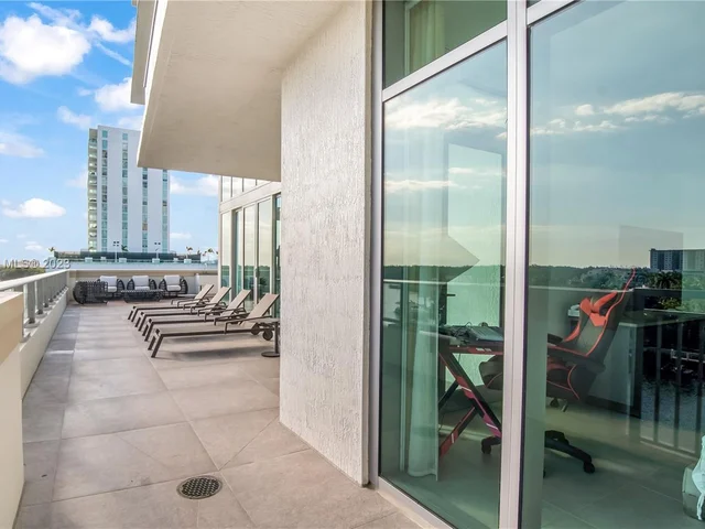 330 Sunny Isles Blvd # 502, Sunny Isles Beach FL 33160