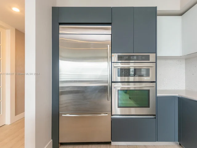 1300 Brickell Bay Dr # 3804, Miami FL 33131