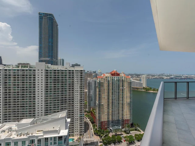 1300 Brickell Bay Dr # 3804, Miami FL 33131