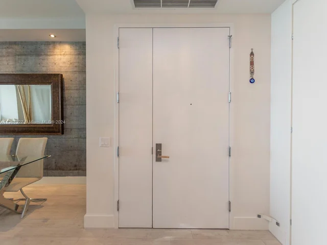 1300 Brickell Bay Dr # 3804, Miami FL 33131