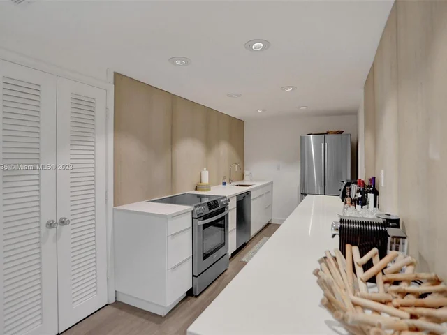 1151 N Fort Lauderdale Beach Blvd # 6B, Fort Lauderdale FL 33304