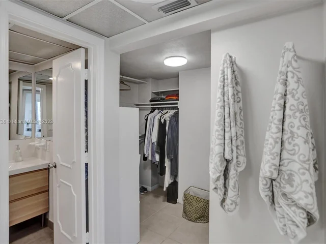 1151 N Fort Lauderdale Beach Blvd # 6B, Fort Lauderdale FL 33304