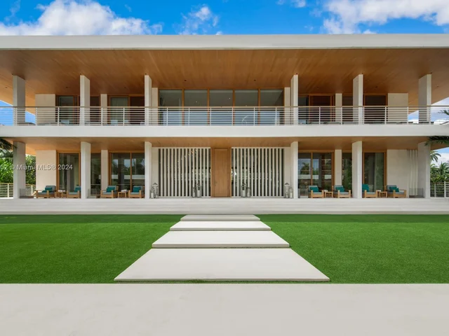 1510 W 25th St, Miami Beach FL 33140