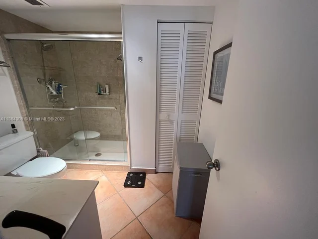 1965 S Ocean Dr # 4G, Hallandale Beach FL 33009