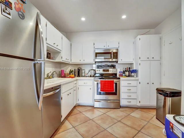 1965 S Ocean Dr # 4G, Hallandale Beach FL 33009