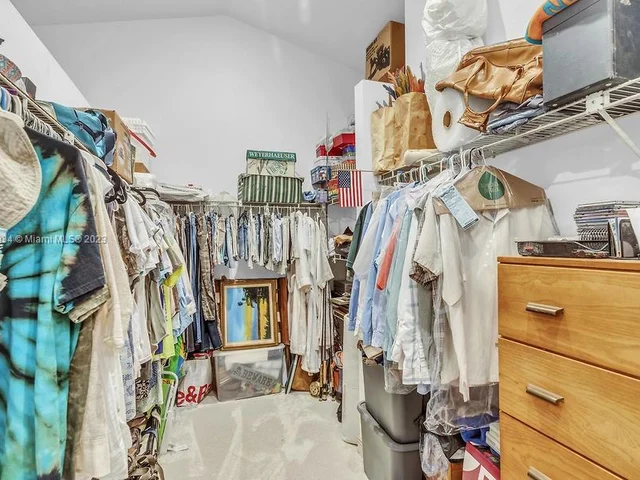 19505 SW 264th St, Homestead FL 33031