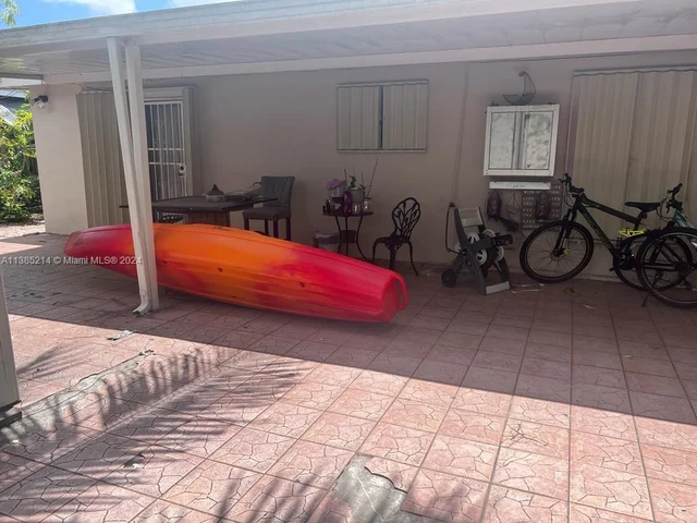 15745 SW 303rd Ter, Homestead FL 33033