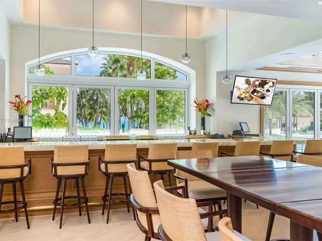 799 Crandon Blvd # 408, Key Biscayne FL 33149