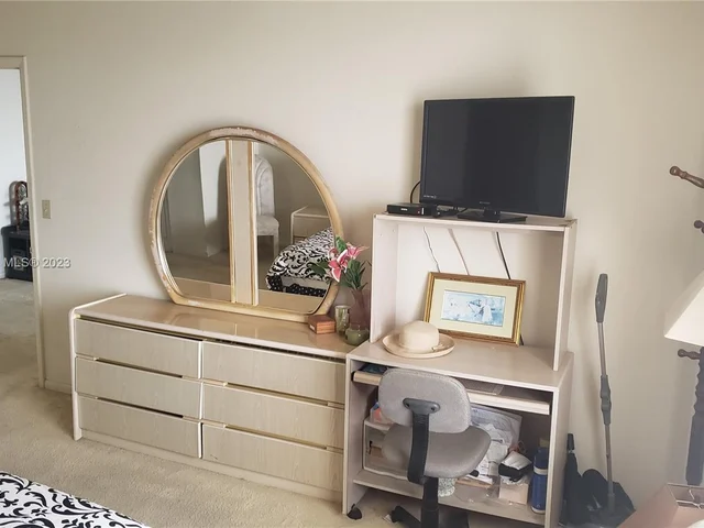 3800 S Ocean Dr # 1222, Hollywood FL 33019