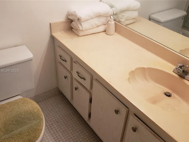 3800 S Ocean Dr # 1222, Hollywood FL 33019