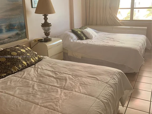 19201 Collins Ave # 323, Sunny Isles Beach FL 33160