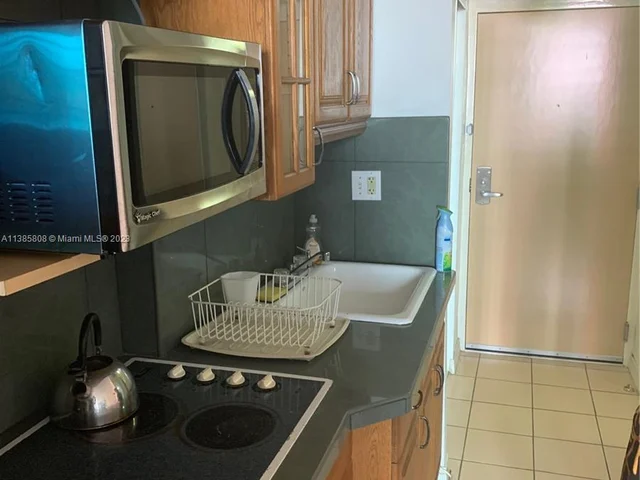 19201 Collins Ave # 323, Sunny Isles Beach FL 33160