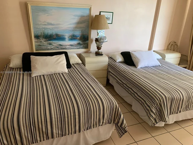 19201 Collins Ave # 323, Sunny Isles Beach FL 33160