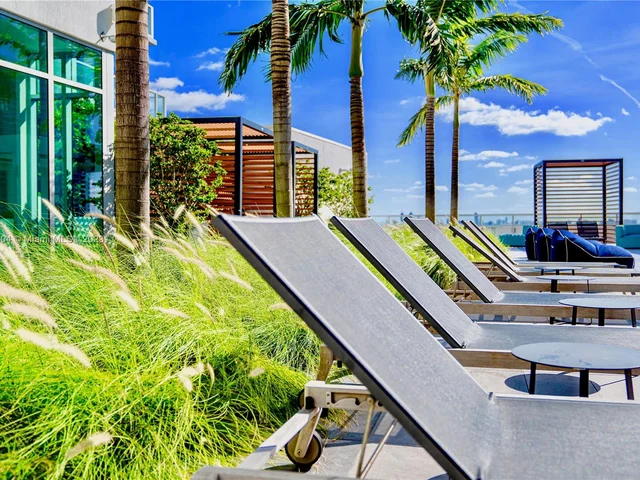 3900 Biscayne Blvd # 402, Miami FL 33137