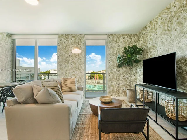 3900 Biscayne Blvd # 402, Miami FL 33137