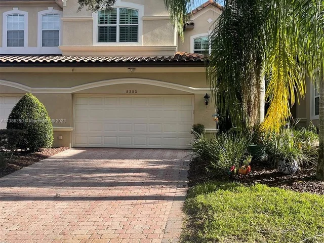 8253 Tivoli Drive, Orlando FL 32836