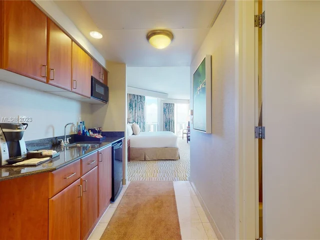 18001 Collins Ave # 2415, Sunny Isles Beach FL 33160