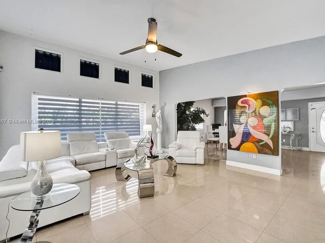 1750 71st St, Miami Beach FL 33141
