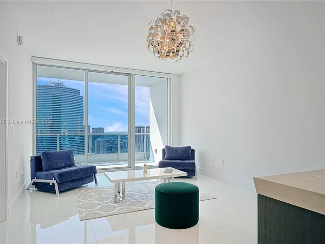 200 Biscayne Boulevard Way # 4414, Miami FL 33131