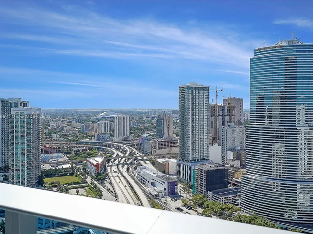 200 Biscayne Boulevard Way # 4414, Miami FL 33131