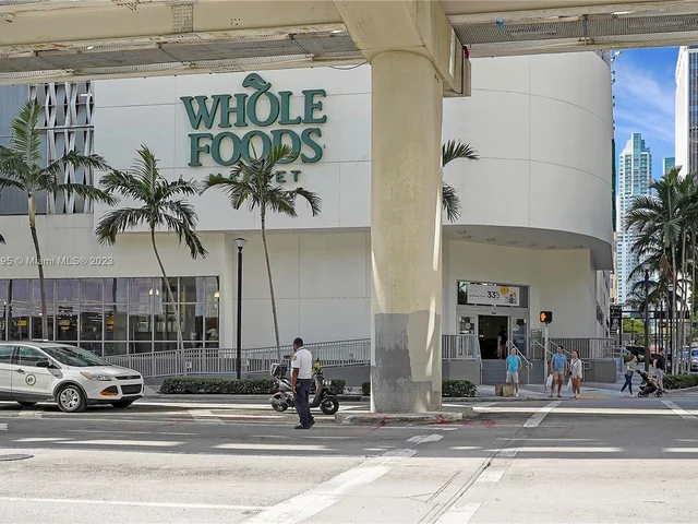 200 Biscayne Boulevard Way # 4414, Miami FL 33131