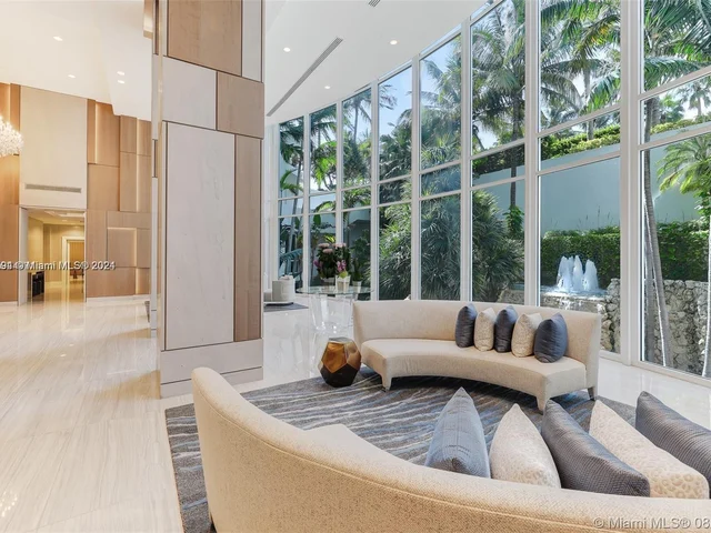 21200 Point Pl # 1901, Aventura FL 33180