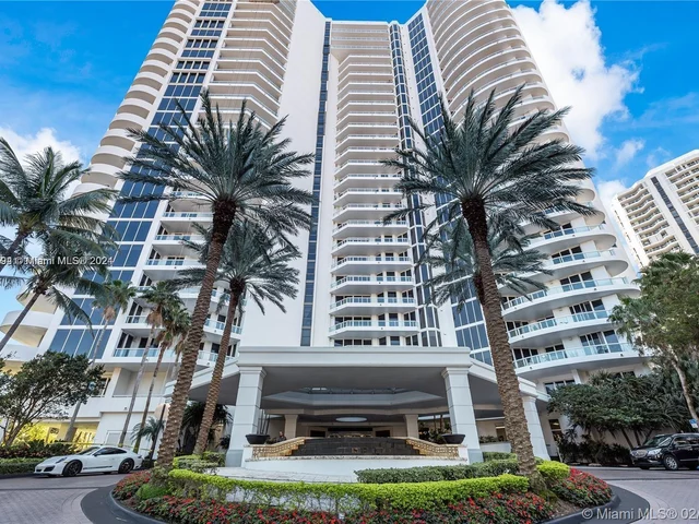 21200 Point Pl # 1901, Aventura FL 33180