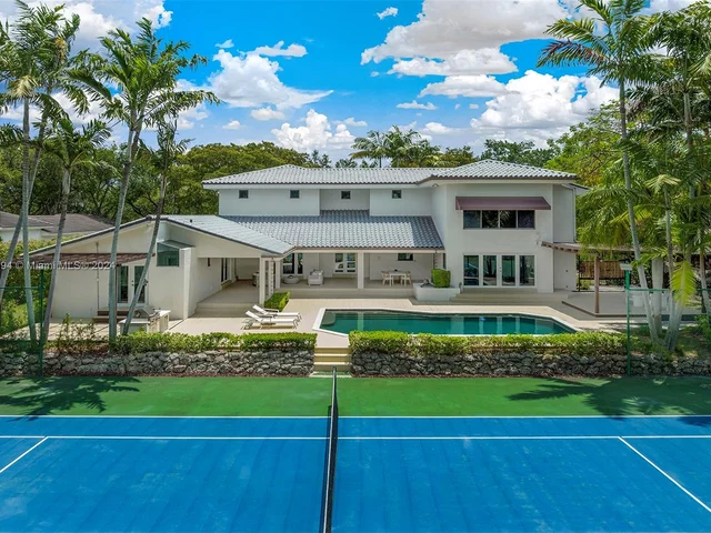 8920 SW 61st Ct, Pinecrest FL 33156