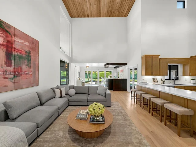 8920 SW 61st Ct, Pinecrest FL 33156