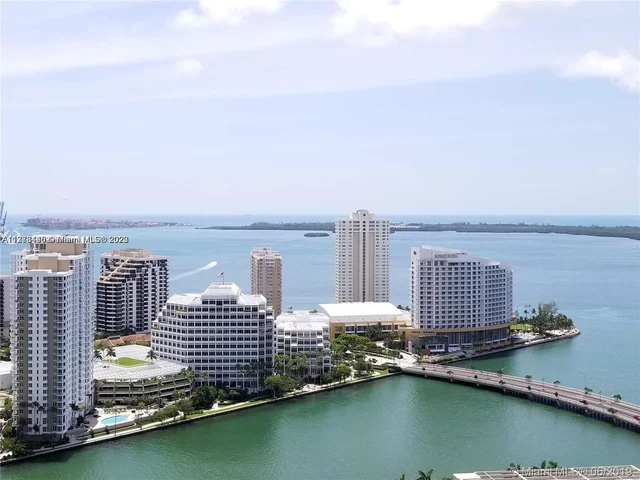500 Brickell Ave # 2102, Miami FL 33131