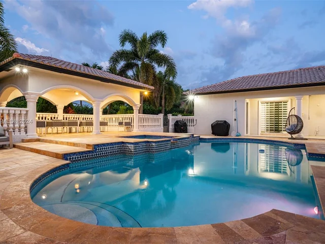 13751 Pine Meadow Ct, Davie FL 33325