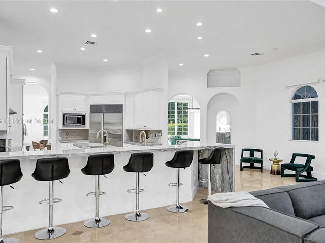 13751 Pine Meadow Ct, Davie FL 33325