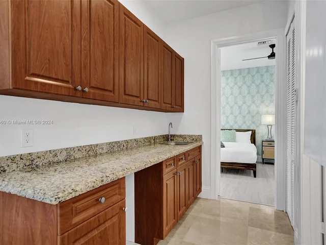 13751 Pine Meadow Ct, Davie FL 33325