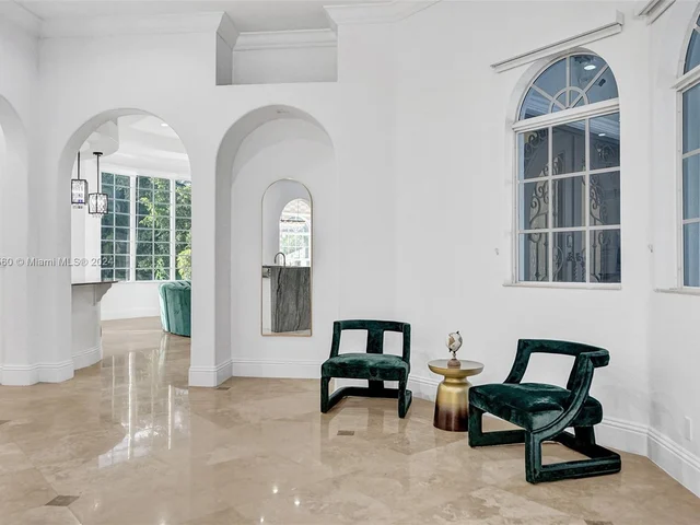 13751 Pine Meadow Ct, Davie FL 33325