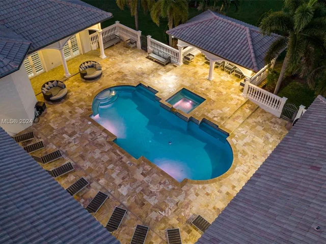 13751 Pine Meadow Ct, Davie FL 33325