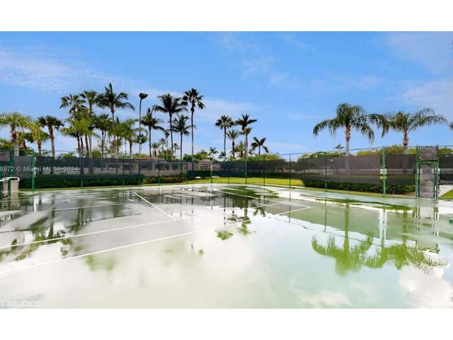 14666 SW 132nd Ct, Miami FL 33186