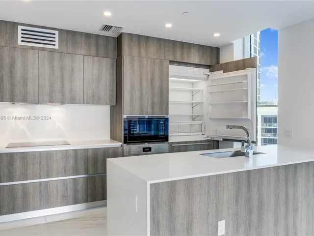 17550 Collins Ave # 805, Sunny Isles Beach FL 33160