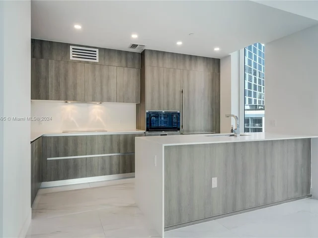 17550 Collins Ave # 805, Sunny Isles Beach FL 33160