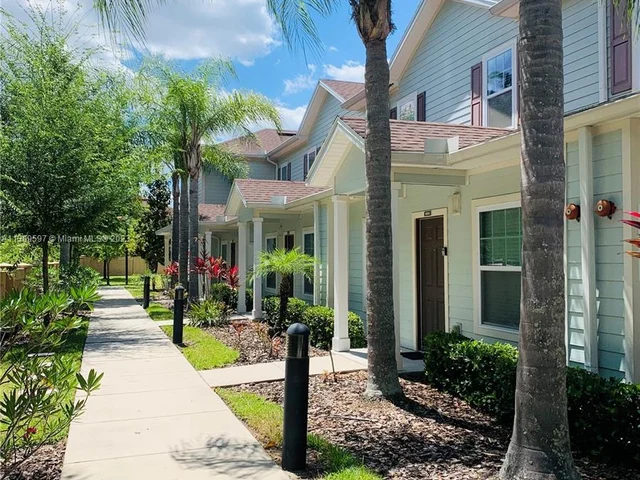 8988 Silver Pl, Kissimmee FL 34747