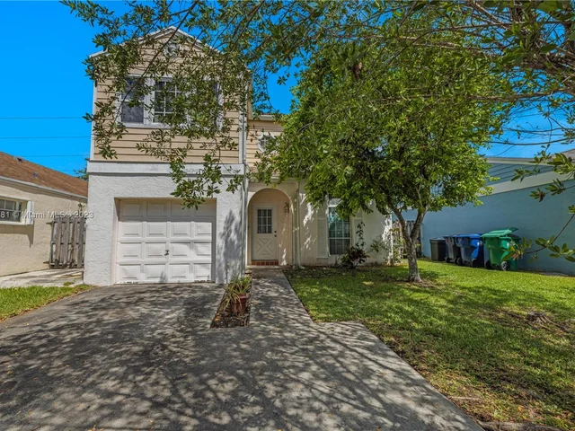 14642 SW 128th Ct Rd, Miami FL 33186