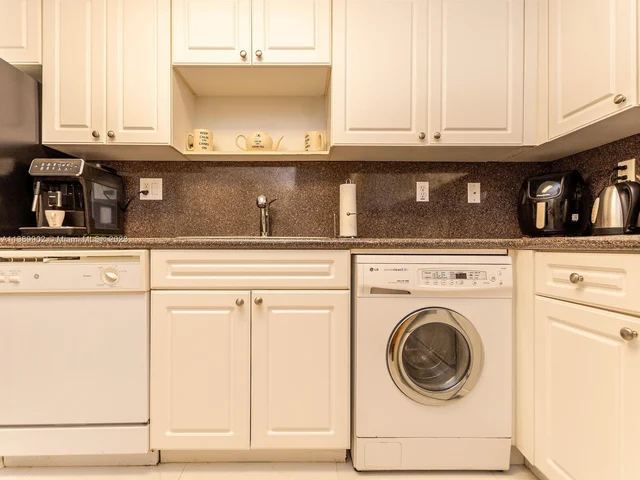 2501 S Ocean Dr # 1531, Hollywood FL 33019