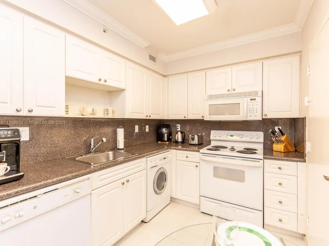 2501 S Ocean Dr # 1531, Hollywood FL 33019