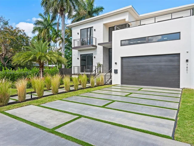 7801 Miami View Dr, North Bay Village FL 33141