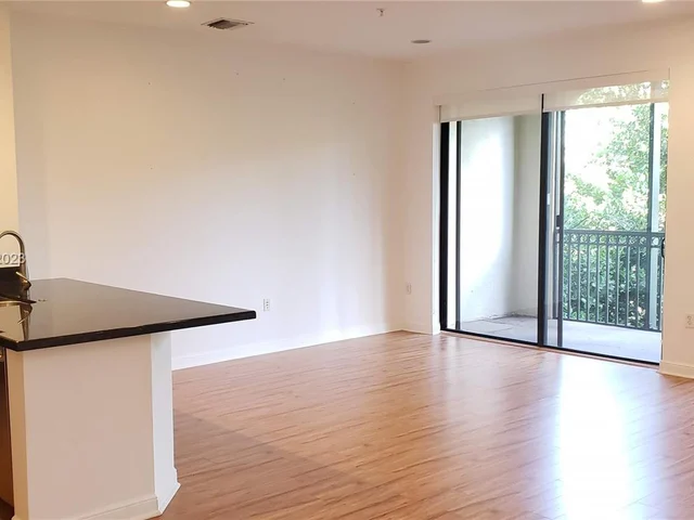 2925 NW 126th Ave # 1, Sunrise FL 33323