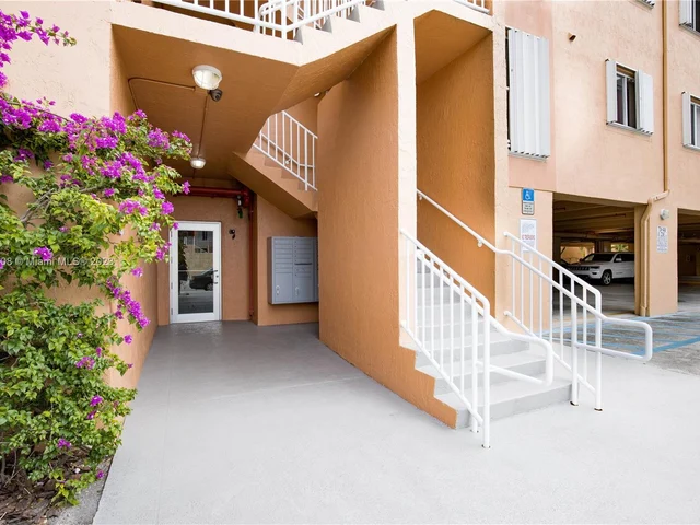 717 SW 11th Ave # 209, Miami FL 33130