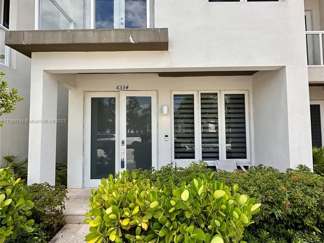 6334 NW 104th Path # 6334, Doral FL 33178