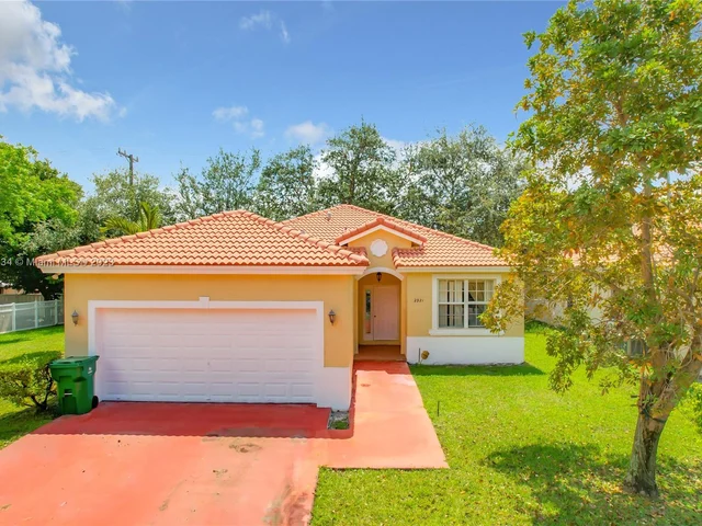 2921 SW 88th Ave, Miramar FL 33025