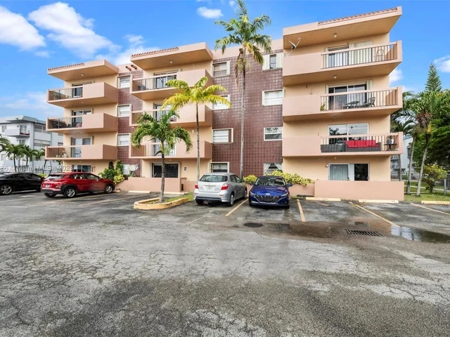 401 NW 72nd Ave # A, Miami FL 33126